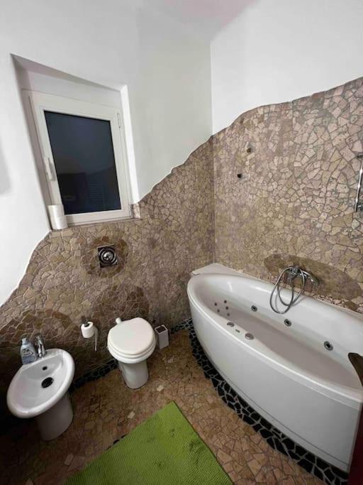 Apartment Alessio - Sea View Рийека Екстериор снимка